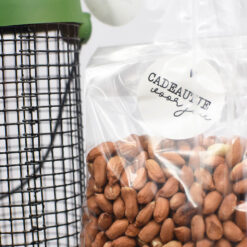 Alternative view of Cadeau pindafeeder + pinda's