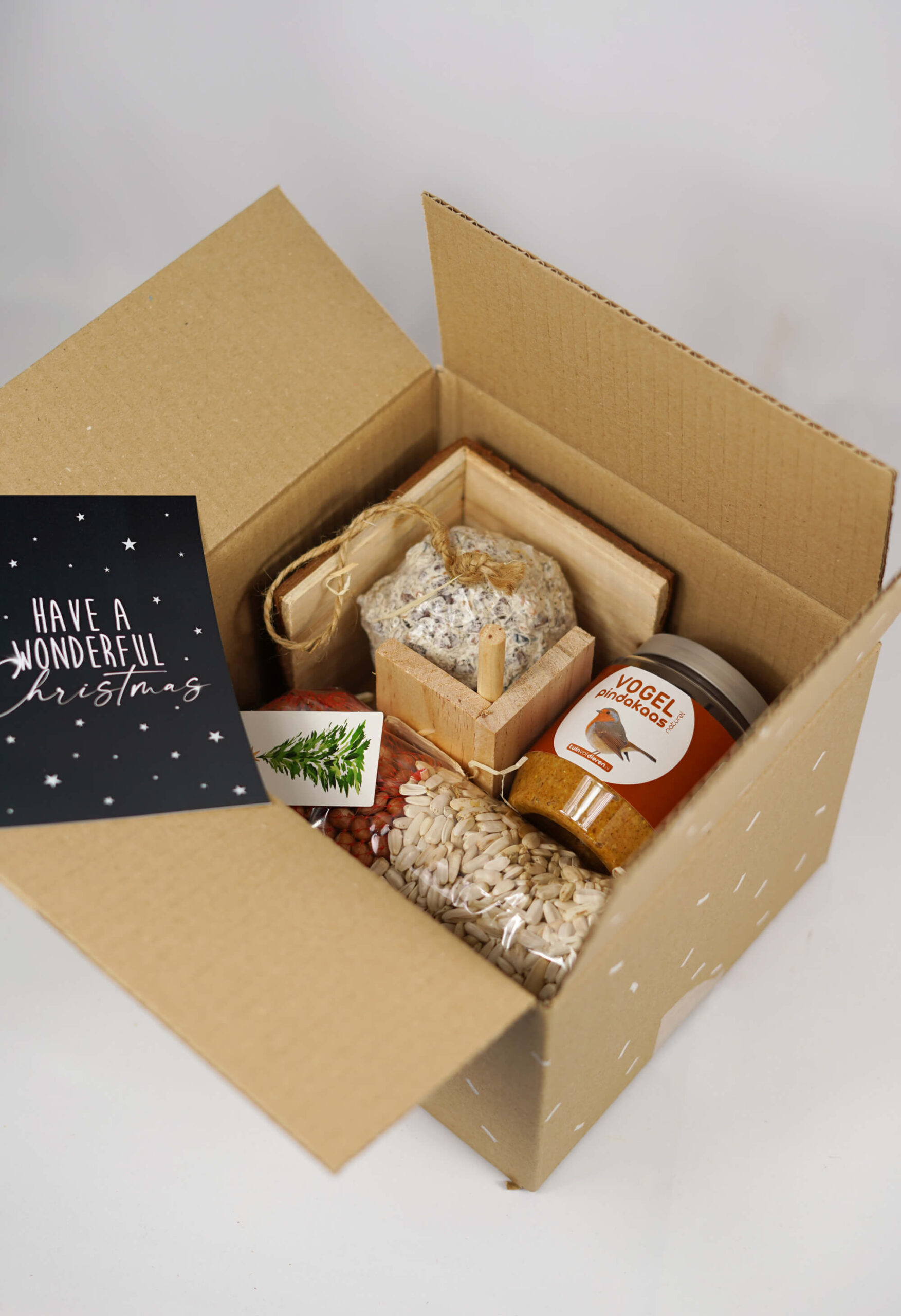 Weihnachtsgeschenk Vogelfutter im Karton – Bild 5