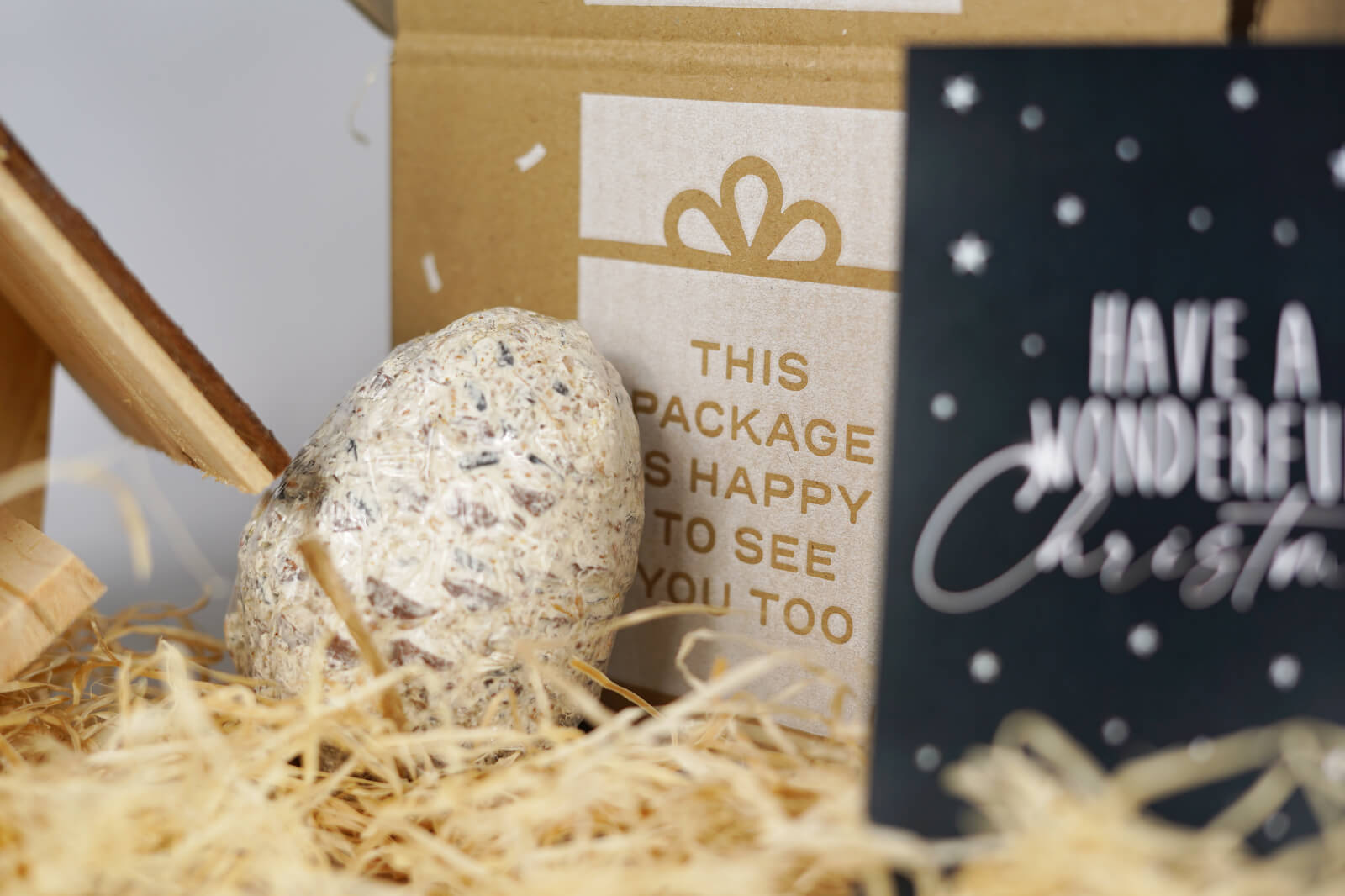 Weihnachtsgeschenk Vogelfutter im Karton – Bild 4