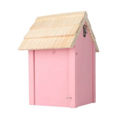 Origineel roze nestkastje.