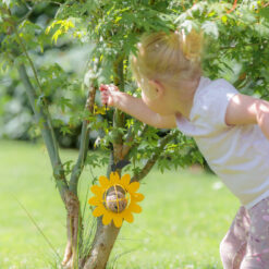 Niedlicher Saugnapfhalter in Form einer Blume.