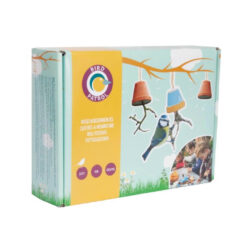 Voederpotjes maken voor vogels met kinderen.