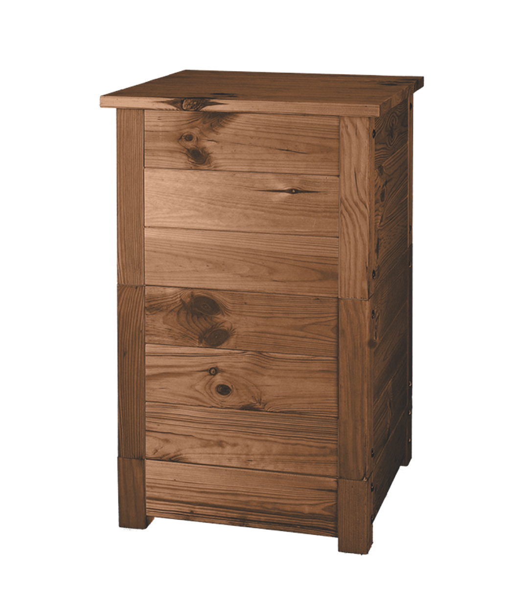 Brauner Wurmeimer aus Holz.